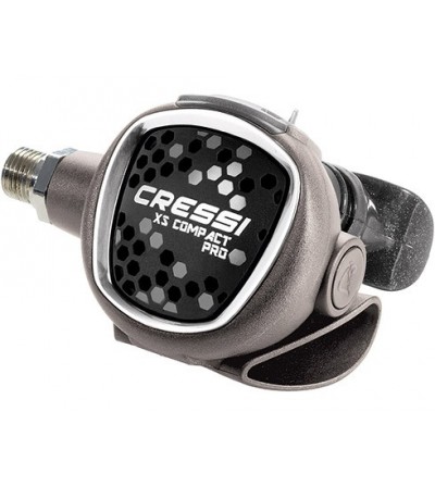 Détendeur voyage léger de plongée compensé pour eau froide Cressi XS Compact Pro MC9-SC DIN 300 bars. Certf EN250/2014