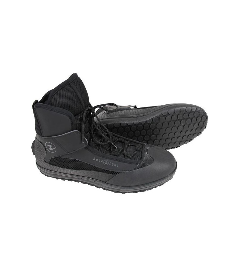 Chaussures à lassets Aqualung Boots Evo4 à tige mi-haute avec fixe-palme pour compléter les vêtements sec